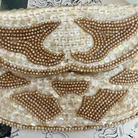 Vintage Cream and Gold Sequined Beaded Evening Dainty Clutch Purse Bag - Picture 5 of 10